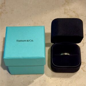 Tiffany & Co. 18K & Platinum Lucida Wedding Band 4mm Ring Size 8